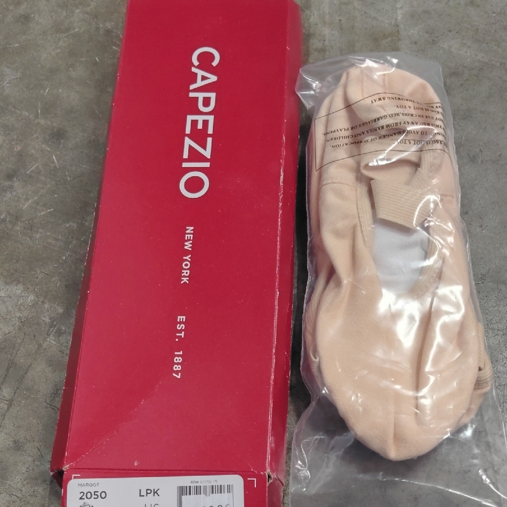Capezio Women's Ballet Flats - Light Pink